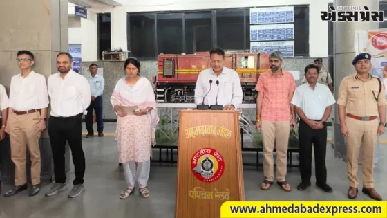 અમદાવાદ મંડળમાં સતર્કતા જાગૃતિ અભિયાન અંતર્ગત અધિકારીઓ અને કર્મચારીઓએ લીધી સત્યનિષ્ઠાની શપથ