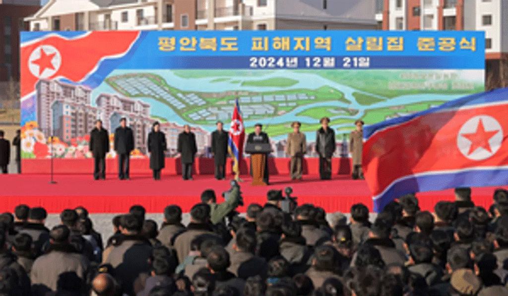 North Korea:   સરમુખત્યારે પૂર પ્રભાવિત વિસ્તારોની મુલાકાત લીધી, પુનર્વસન કાર્યમાં વિલંબ માટે માફી માંગી