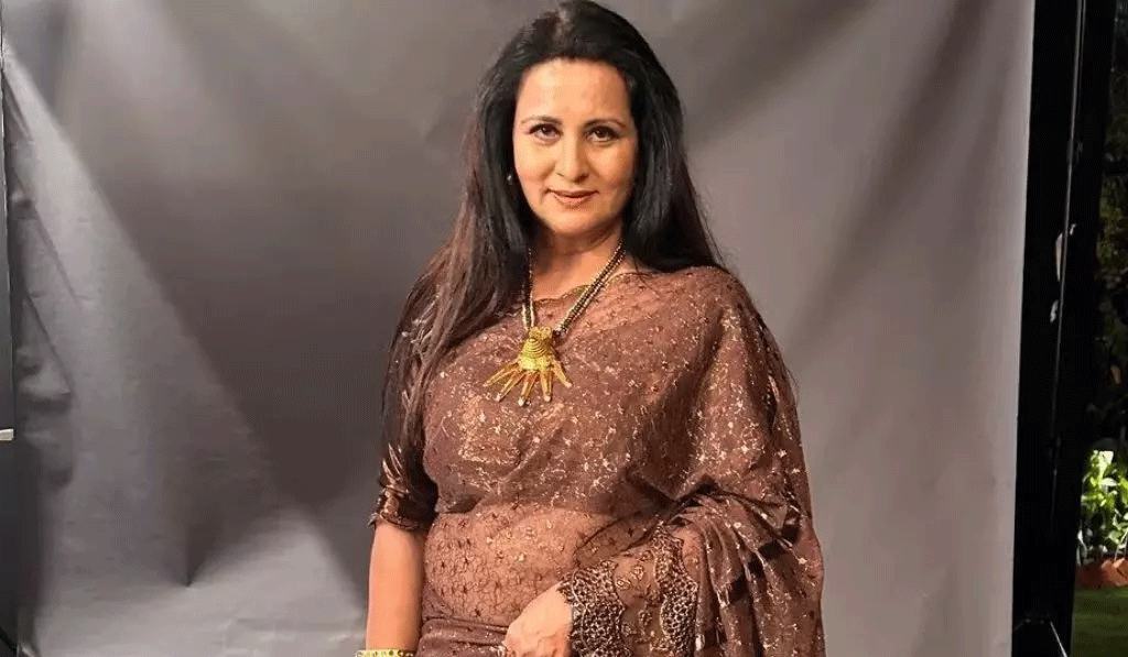 Poonam Dhillon: બોલિવૂડ એક્ટ્રેસ પૂનમ ધિલ્લોનના ઘરેથી ચોરીના આરોપીની પોલીસે કરી ધરપકડ 