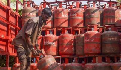 LPG Cylinder Price: બજેટ પહેલા LPG સિલિન્ડર સસ્તો થયો, જાણો ક્યાં અને કેટલો ભાવ ઘટ્યો